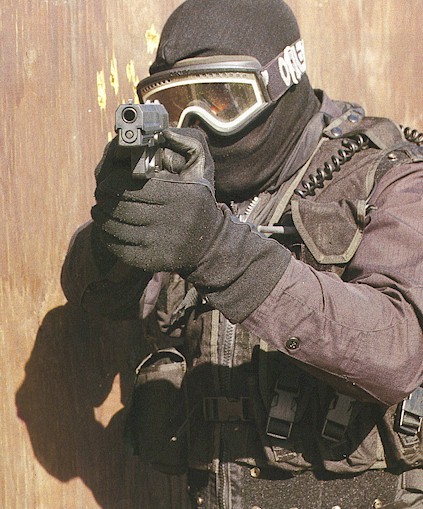 bugga26:  An old HK promotional photo was used for the front cover for the game Rainbow Six. Mind. Blown. http://www.hkpro.com/index.php?option=com_content&view=article&id=48:the-rainbow-six-usp&catid=6:the-pistols&Itemid=5