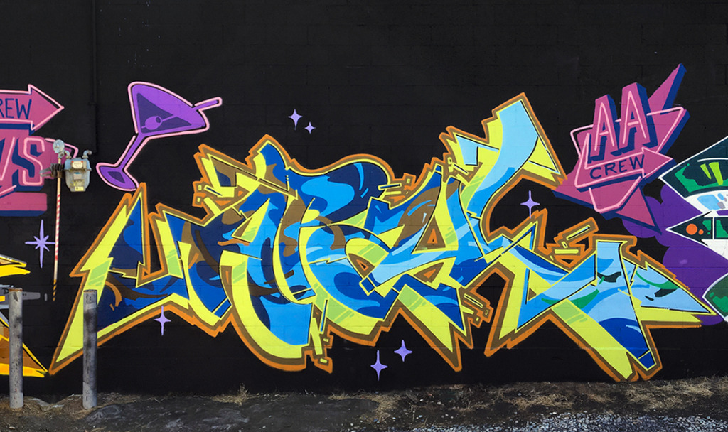 SNEKE X APAUL X TARS
Tarsizm