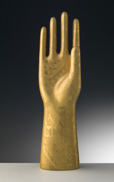 Gio Ponti, La mano della fattucchiera (Witch’s Hand), for Richard Ginori, 1935 Porcelain, hand paint