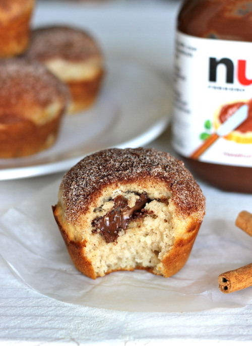fullcravings:  Nutella Stuffed Cinnamon Sugar Muffins
