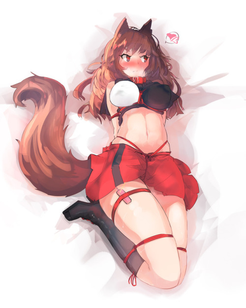 notatallecchi:  She loooves her internal vibrator, but other toys may cause that reaction ♡