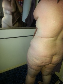 wotthu:  The missus’s huge pale dimpled