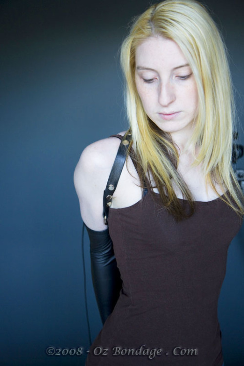 Armbinder in Love
