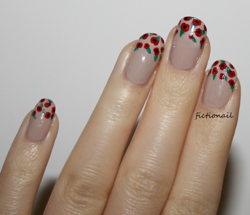 fictionail: Poppy nails for Remembrance Day this weekend!More photos on my blogspot!fictionai