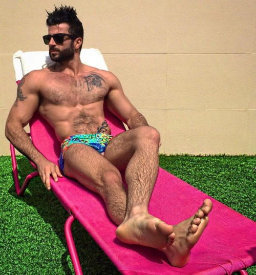 barefoot-boys:Harry Louis