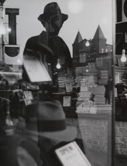 mpdrolet:  Window reflections, 1940Lisette