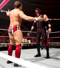 fishbulbsuplex:  Team Hell No