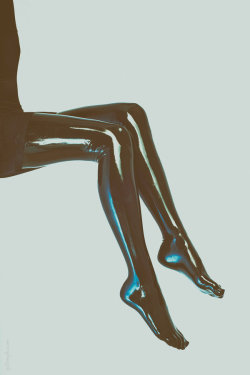 evaneeloves:  Legs in Latex by PascalsProxy