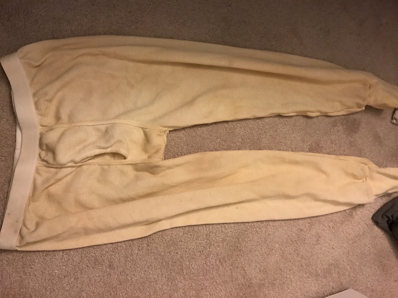 thepisspig:Pissing myself and letting it stain