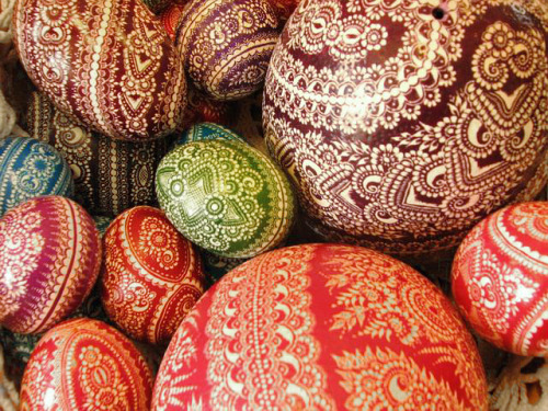 lamus-dworski:Traditional pisanki (decorated Easter eggs) from various regions of Poland [all i