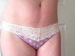 deesdirtydelicates:  Loving this teeny little polka dot thong!  Deesdirtydelicates@gmail.com