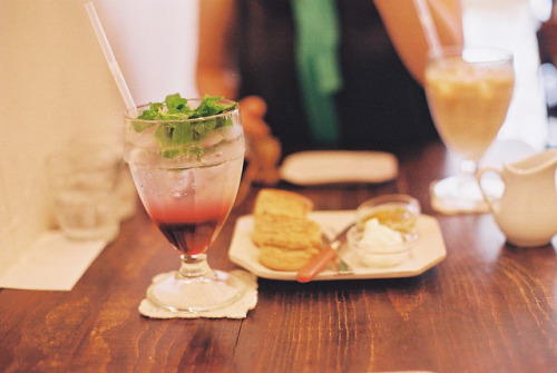 fuckyeahjapanandkorea:  FH000006 by turquoiseacco 