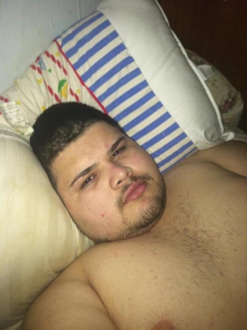abod1992:  chubsearcher:  New Pics of this sexy chubby GURLE!!!!! LOL!!! I wish I could have him for the rest of my life!   ok so cute i can spoil you im serious let me spoil you my skype is  kattore 
