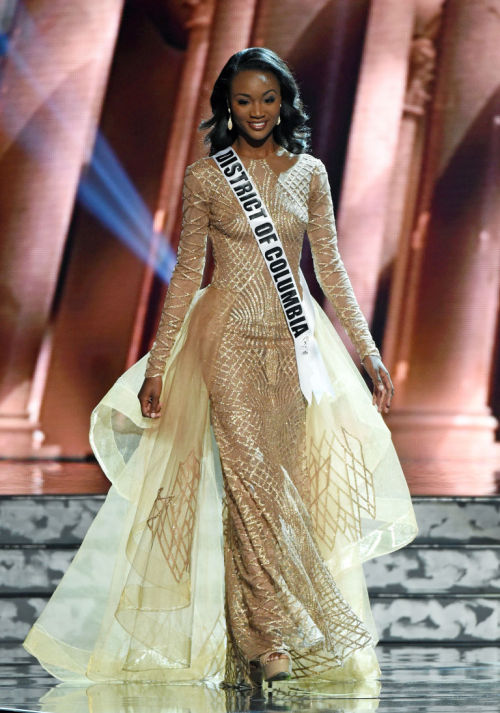 o-dellbeckham:Miss USA