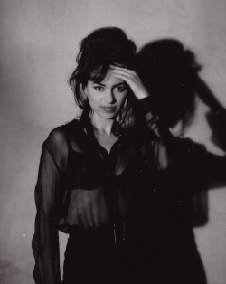 strictlysquaresville:  Susanna Hoffs