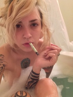 somethingofawolf:  wolfofthewild12:  My bath was a treat, a much needed one! Now I’m stoned and smell like a lush lime with silk soft skin.  Haaaappppyy me:3  Follow my new blog if you wanna see how cute my bath time smoke sessions always are hehe