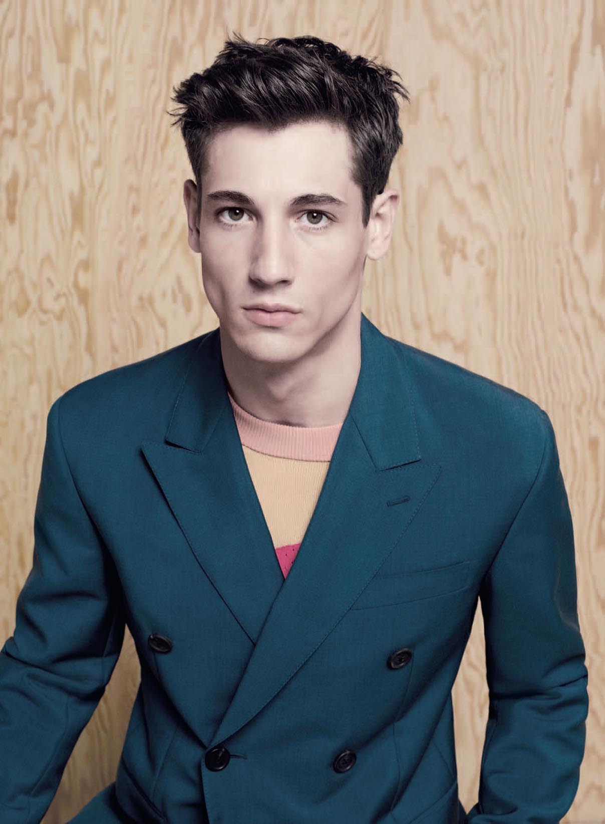justdropithere:  Nicolas Ripoll by Pablo Arroyo - Les Echos, Série Limitée