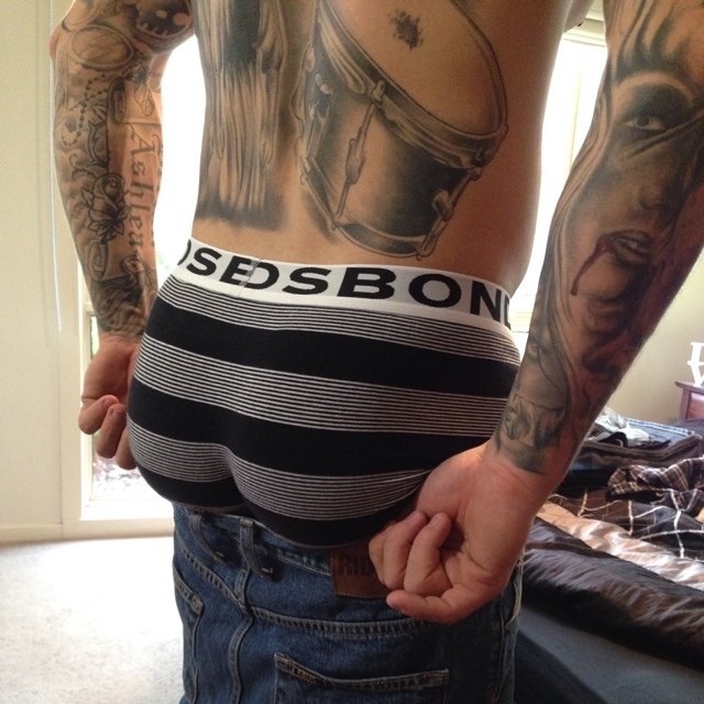 raunchyfrat2:  There. He’s a married straight drummer proud of his big butt. (Girl