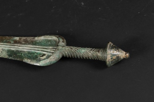 Chinese bronze sword, Shang Dynasty, 1600 - 1050 BC.from Cambi Auctions