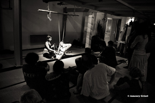 bondageisnotacrimeparis:workshop with Gorgone at “la place des cordes “modele : AD RopekittenPhoto by Amaury Grisel