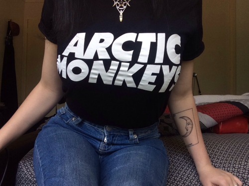 nymphfaun:  had such a good day 🌙