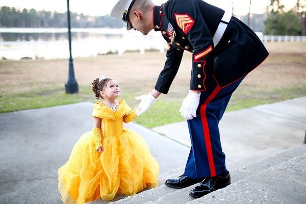 militaryspouselifestyle:  Daddy and daughter  So would&rsquo;ve done this if