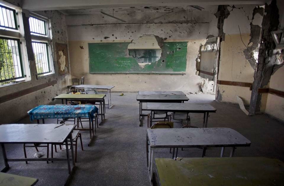 fotojournalismus:  Gaza children return to school | September 14, 2014 (Sources: 1, 2, 3)
