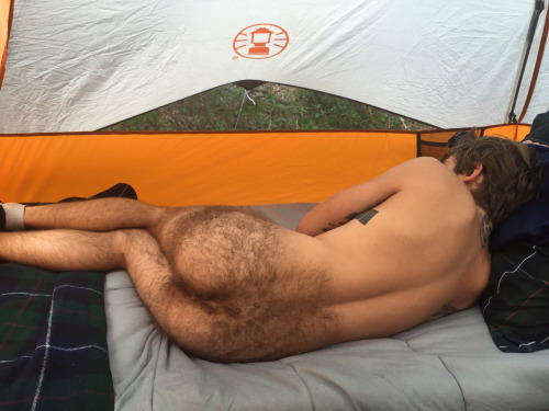 pdxjaybater:  dirtypervagain:  Love that fur  SexyAF fur ! In the woods getting musky .. whenever we get time alone.. pull out our cocks and goon! Get the pervyist porn we can find and goon goon goon 