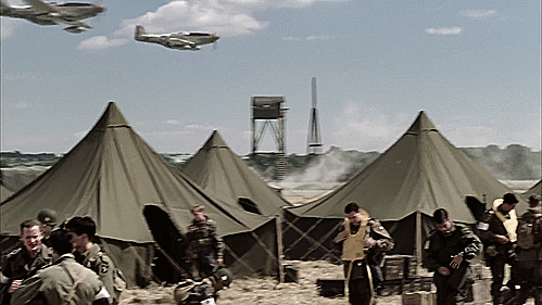 spockvarietyhour:Band of Brothers S01E04 “Replacements”