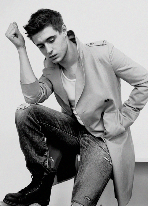 stilinskis:Max Irons for Out Magazine