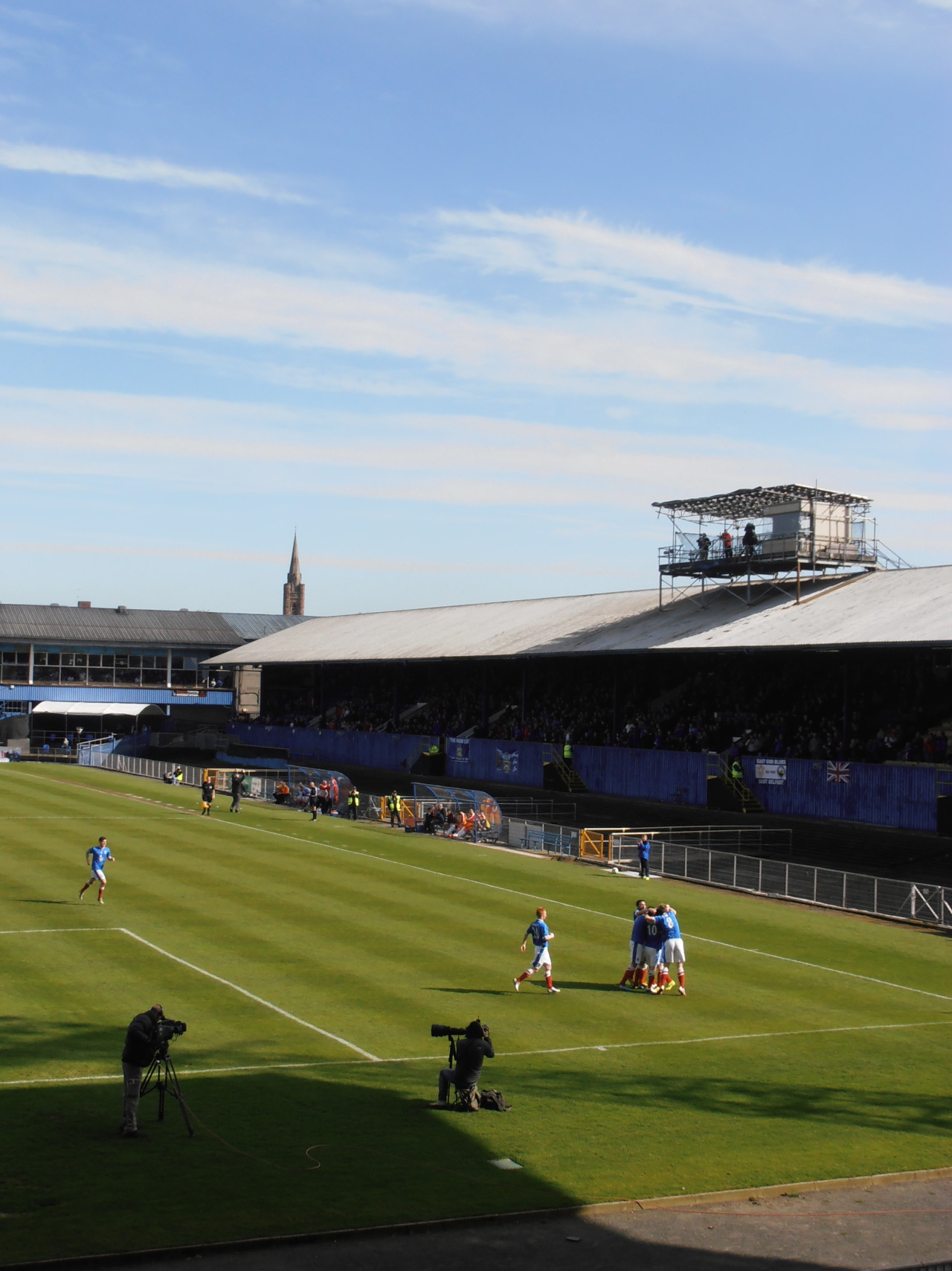 GOAL
Linfield players celebrate as Michael Carvill puts them 1-0 against Portadown on 19.4.2014
http://analogueboyinadigitalworld.wordpress.com/2014/04/19/linfield-1-1-portadown-19-4-2014/