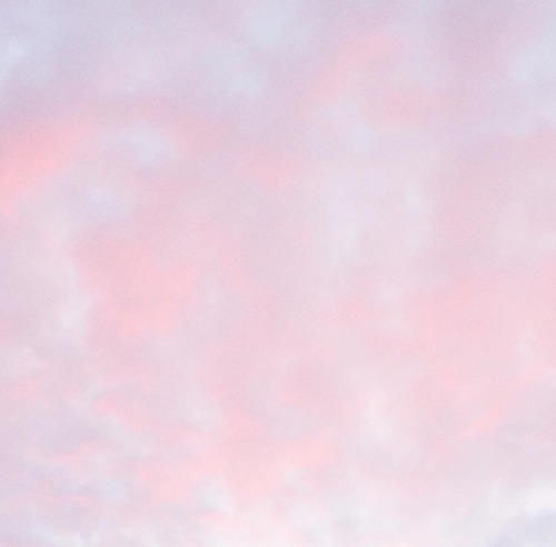 overly-sweet: I’m always taking photos of the sky.. IG: dreamytears
