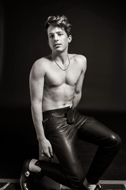 malecelebsandporn:  Charlie Puth