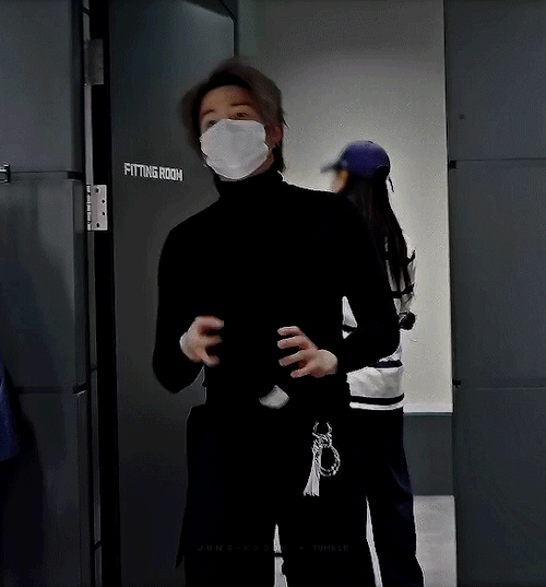 Yoongi In Black Turtleneck 🔥 
