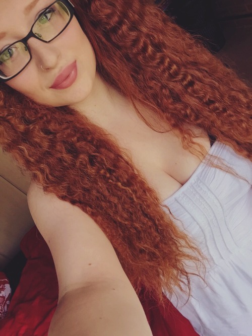 iwishiwasyourfavouritegirl:  went to a lovely bbq today 🌸