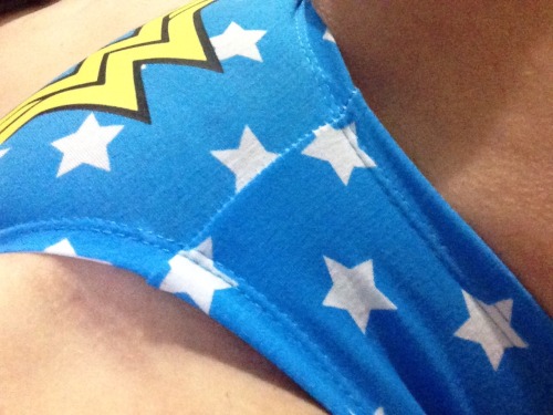 mywifeshot:  If I’m Wonder Woman, who are you ?