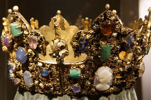 Reliquiary crown of Holy Roman Emperor Henry II, dating to the 13th or 14th century