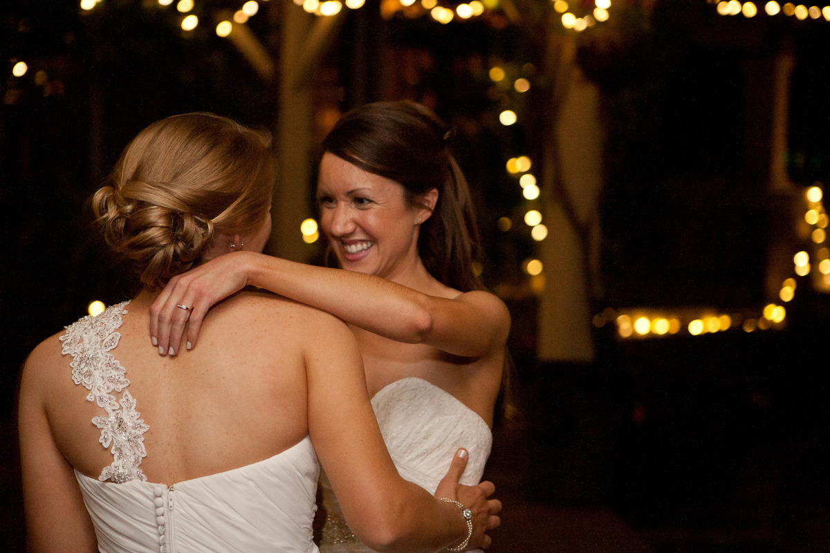 lesbiansilk:  Carlyn &amp; Rachel wedding by 4realequalityweddings 