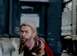 papertownsy:  Yes, that is the Thor cast playing their own movie live 