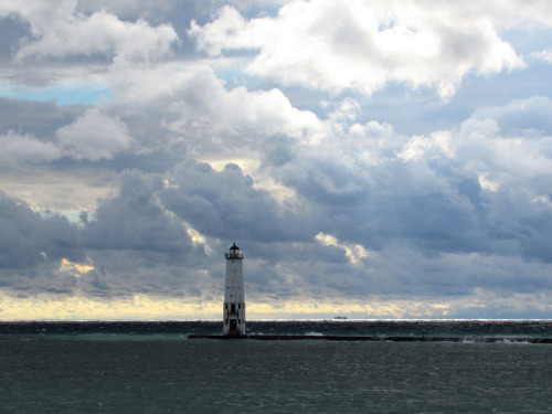 Storm Incoming 09/10/2016