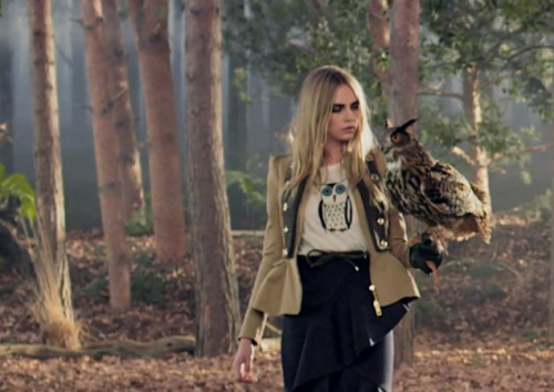 Check out Burberry’s new A/W ‘12 fashion film, featuring Cara Delevingne and an owl.