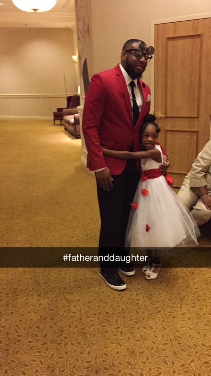 k1ngmello:  Black out Father’s Day style