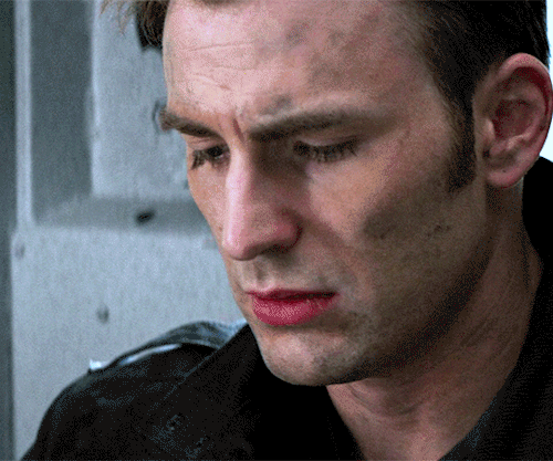 CAPTAIN AMERICA: THE WINTER SOLDIER (2014) Dir. Anthony Russo, Joe Russo.