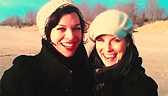 pumpkinlub:  Milla & Ali on the set of Resident Evil: Afterlife 