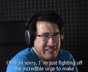 kermapippurisaatana:  Mark´s reaction to the radio whispers cracked me up (x)  Every