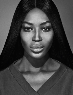 naomihitme: Naomi Campbell photographed by