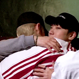 haechanz: jaeten hugging ♡