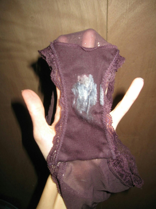 thecreamylife: Vaginal discharge is sexy as hell ! Follow me for more :)
