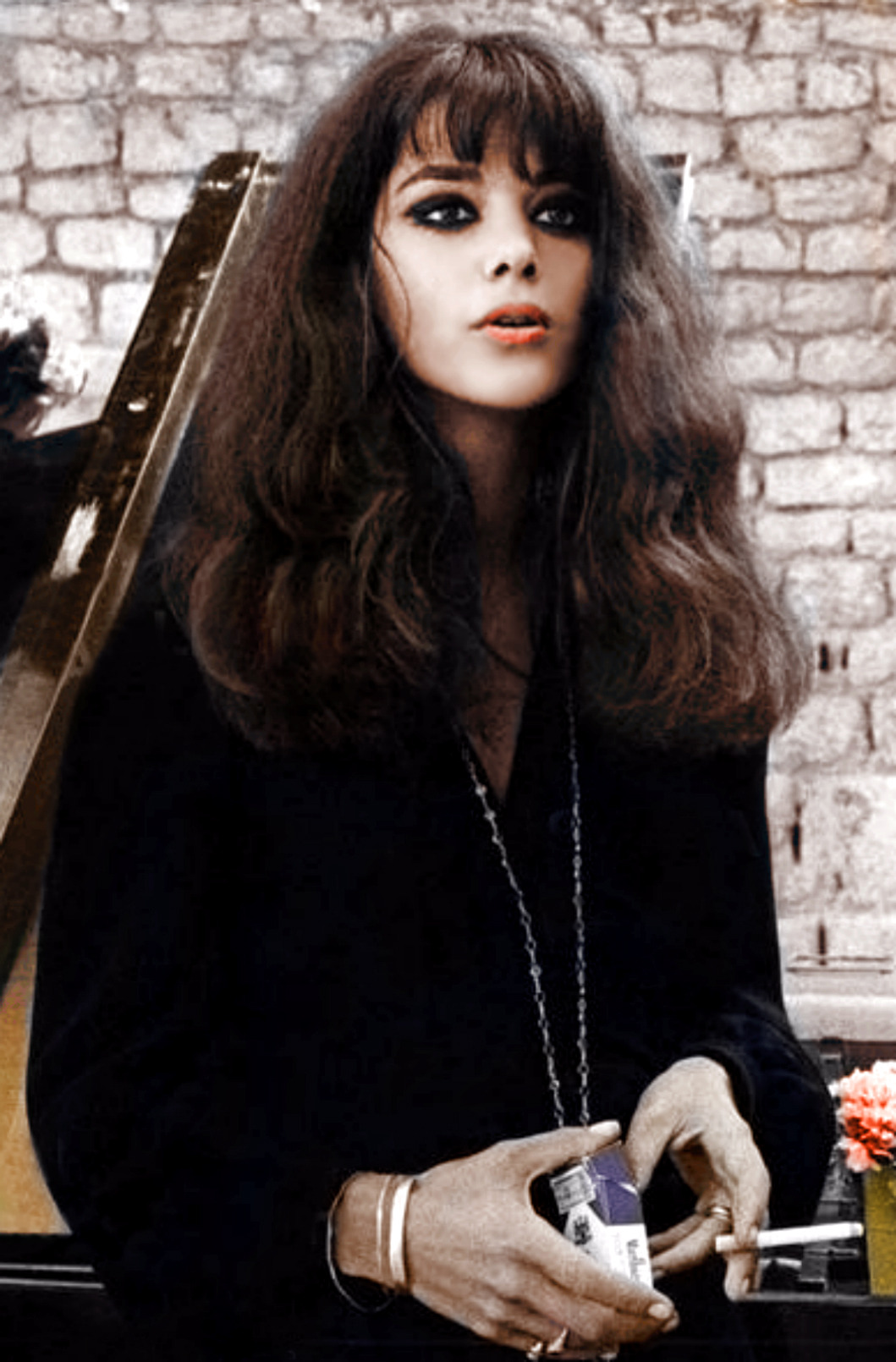 “Hi! Im Andrea Montez again and here a beautiful photo of Tina Aumont in l’ Urlo,1968! photocolor by me ;)
”
🌟Andrea Montez, thank you very much for this pic, Tina looks wonderful here!! 😍 💜🌟