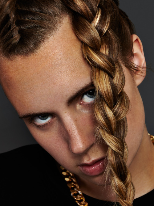 m-o-slash-blog: MØ by Thomas Sønderup